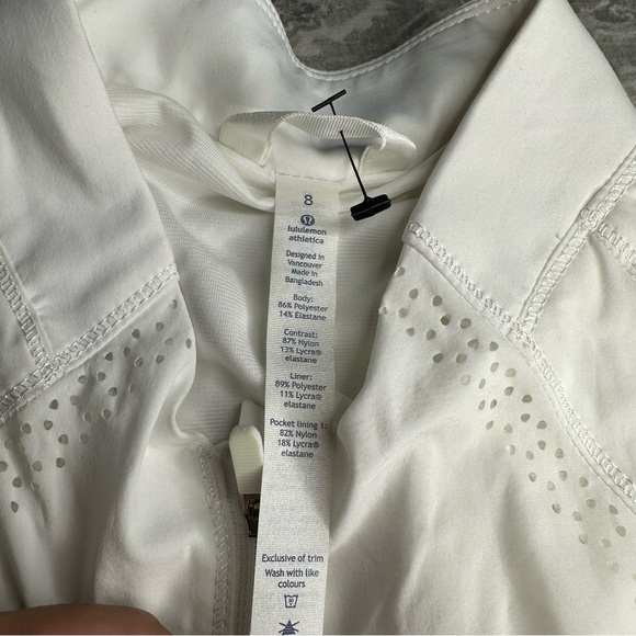 Lululemon Athletica Zip up white jacket / running / breathable holes Size 8 - Picture 15 of 16